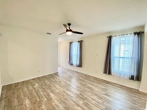 3rd image of 344 Blacktail Dr
