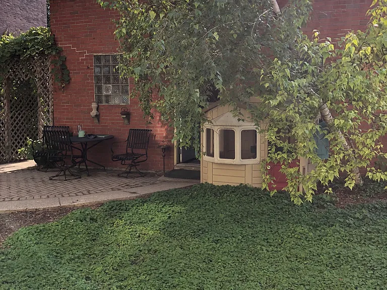 4922 N Claremont Ave #G — Photo 3