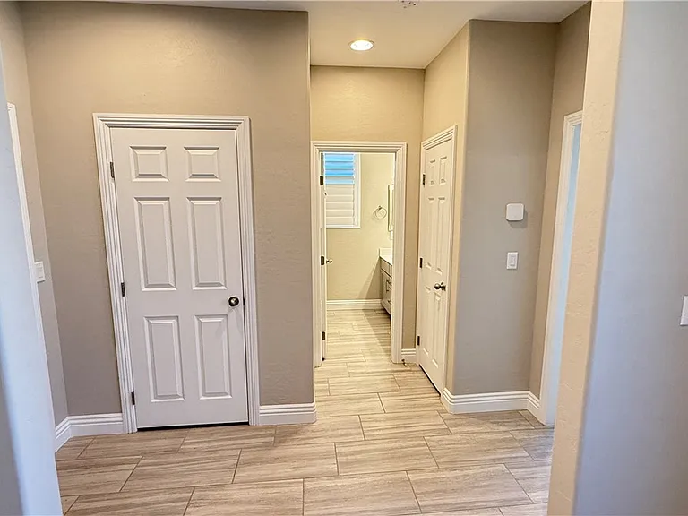 7491 Bonnie Piper St — Photo 16