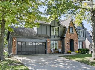 16356 W Briarwood Ct, Olathe, KS 66062