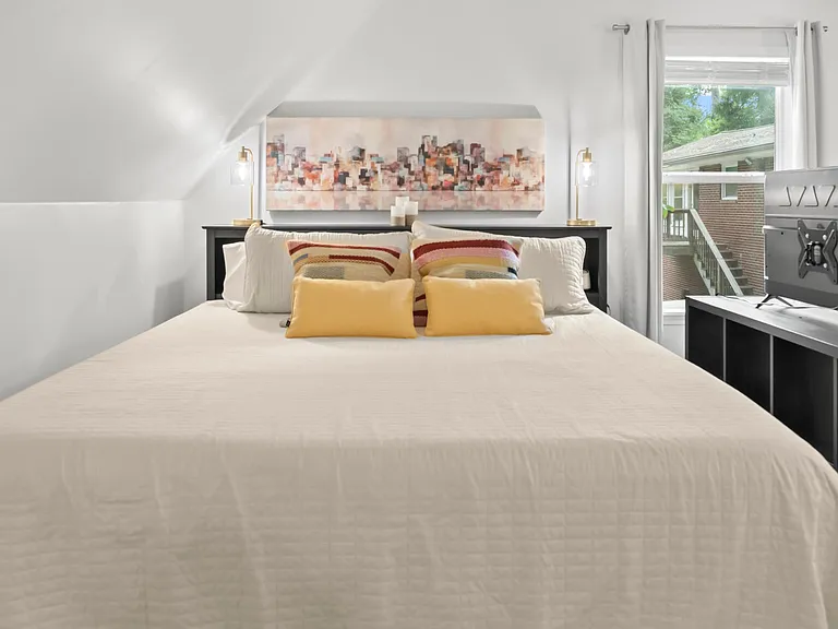 2503 Brooks Dr #3 — Photo 8