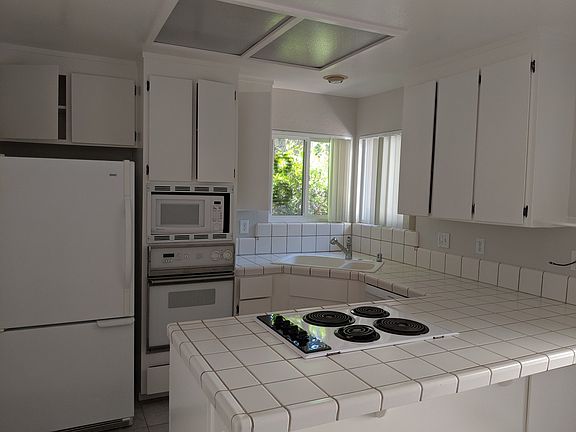 4th image of 1243 Valerian Ct APT 1