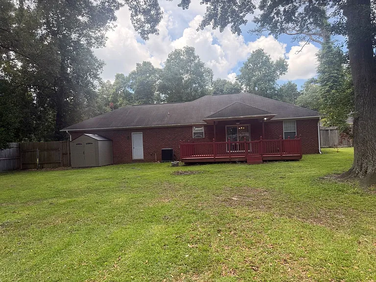 3290 Valencia Dr — Photo 36