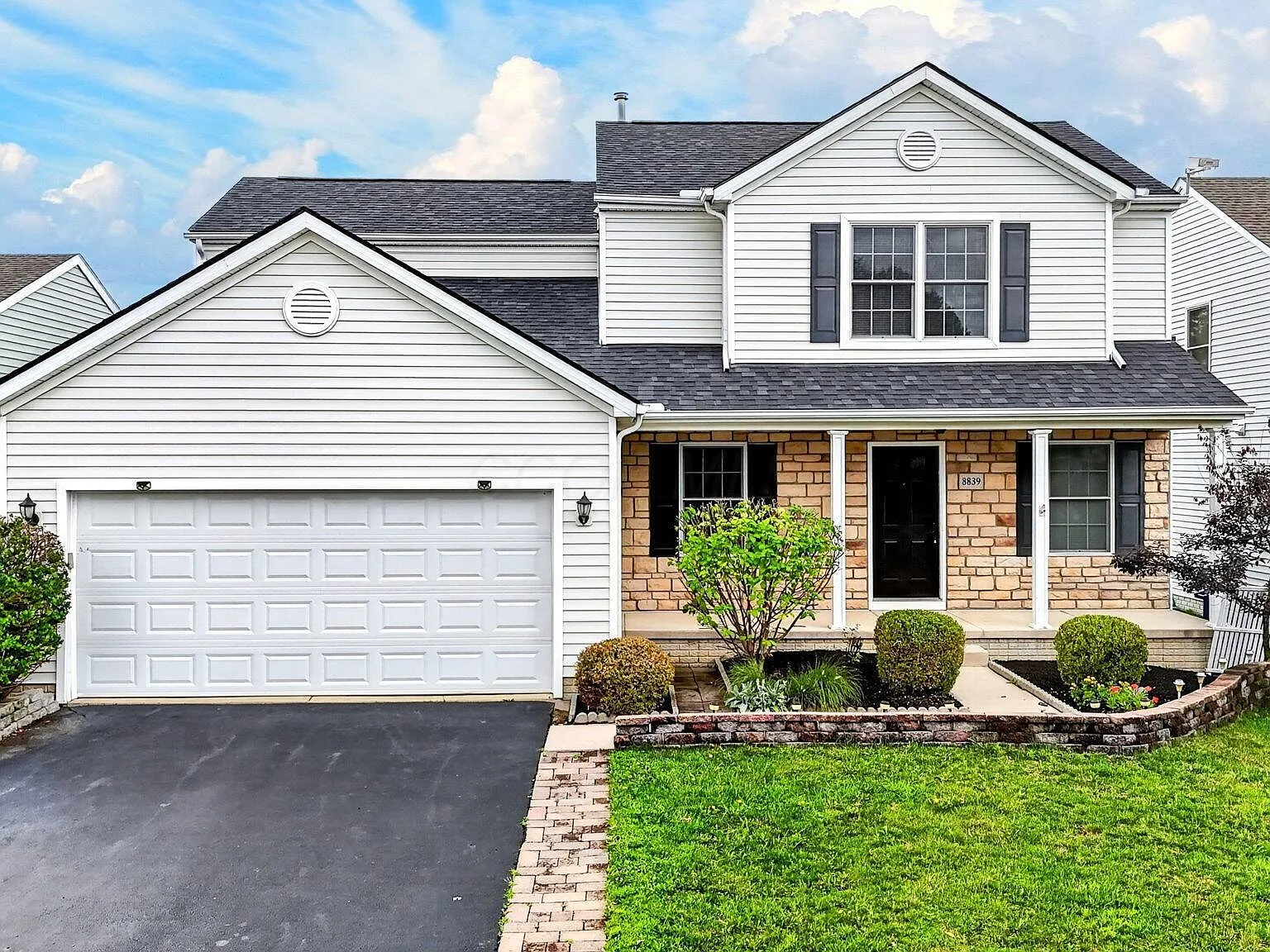 4 bed, 3.5 bath, 1960 sqft, $2,800 — Photo 3