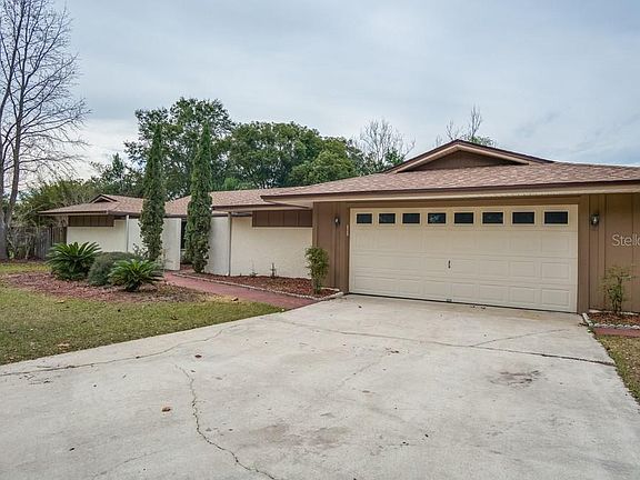 2nd image of 1004 Sheffield Ct
