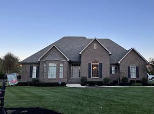100 Garland Crest Ct N, Tullahoma, TN 37388
