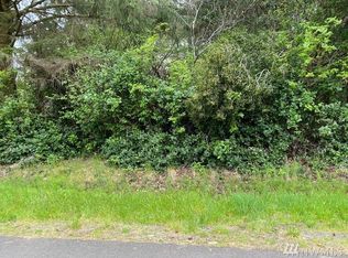 375 Sextans Ave SW, Ocean Shores, WA 98569