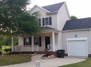 413 E Maple Ave, Holly Springs, NC 27540