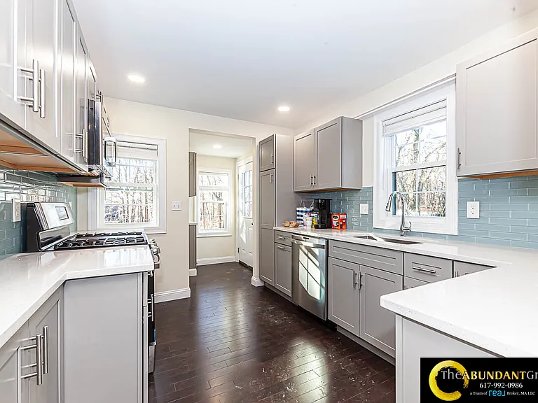 48 Caldwell Rd #1 — Photo 10