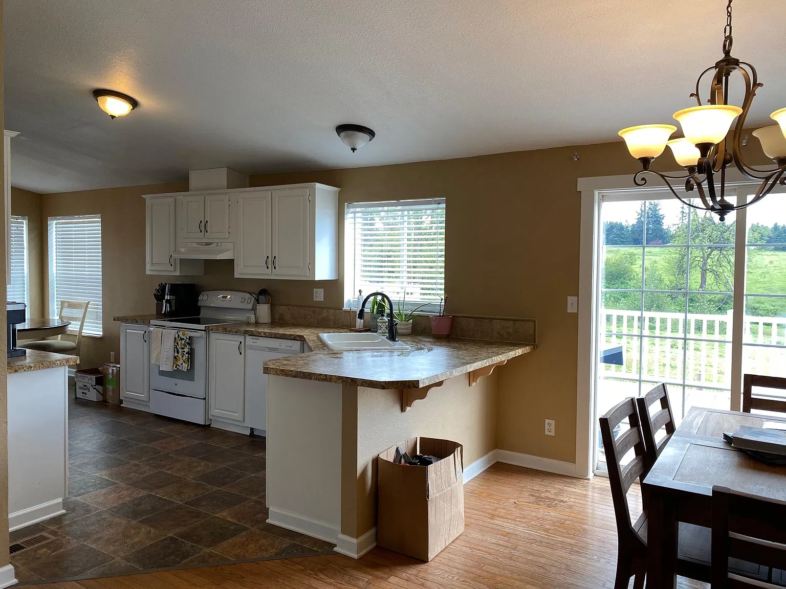 2 bed, $2,250 — Photo 4
