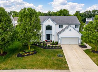 994 Royal Oak Dr, Lewis Center, OH