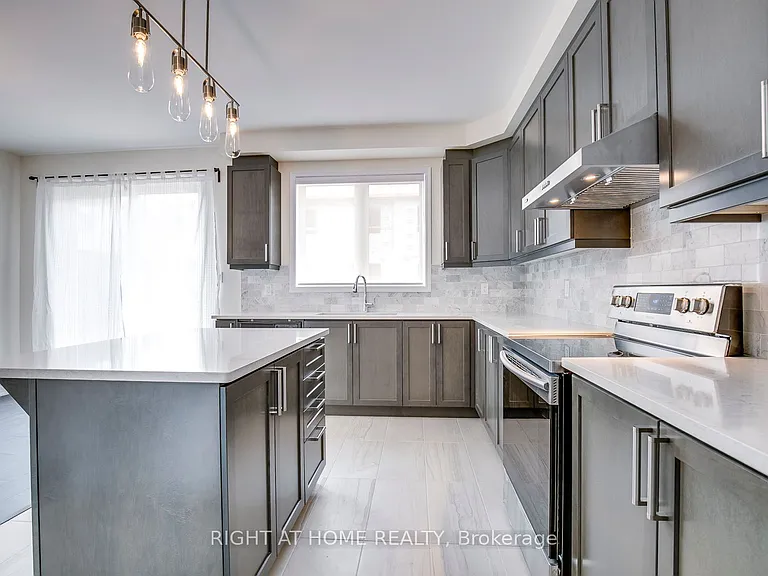 3329 Vardon Way — Photo 8