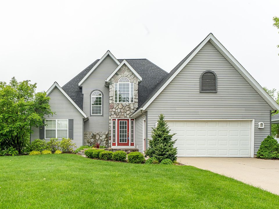 1st image of 3099 Crestbrooke Dr