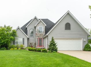 3099 Crestbrooke Dr, Zeeland, MI 49464