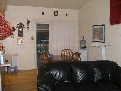 5th image of 782 Willmott Ave