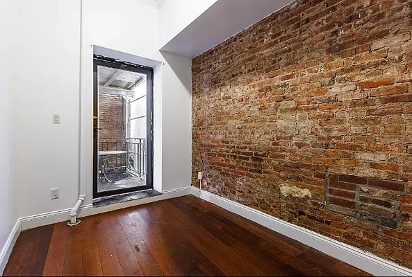 Rented by Dalan Rentals | media 10