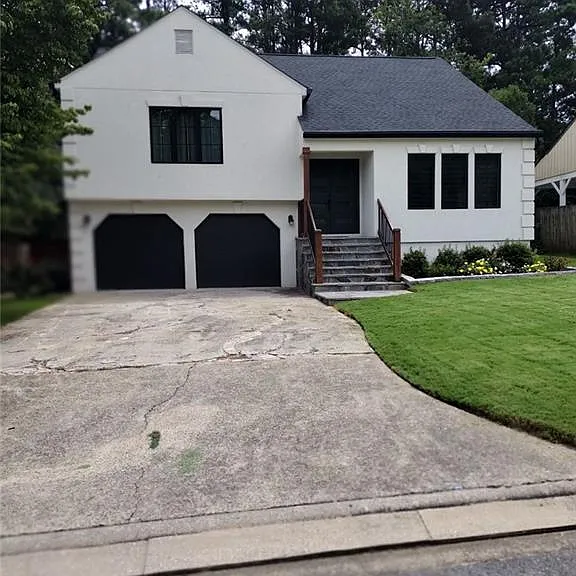 174 Bridgestone Dr — Photo 1