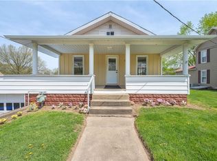 213 S Cherry St, Gnadenhutten, OH