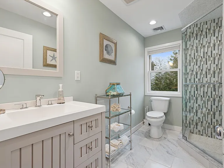 50 Hubbard Ln #117 — Photo 16