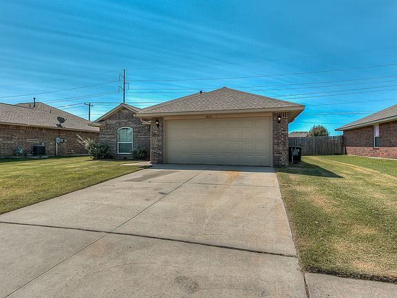 5th image of 1412 Deer Chase Dr