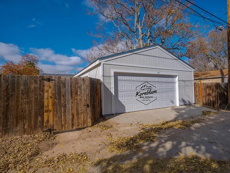 3610 Kearney St — Photo 30
