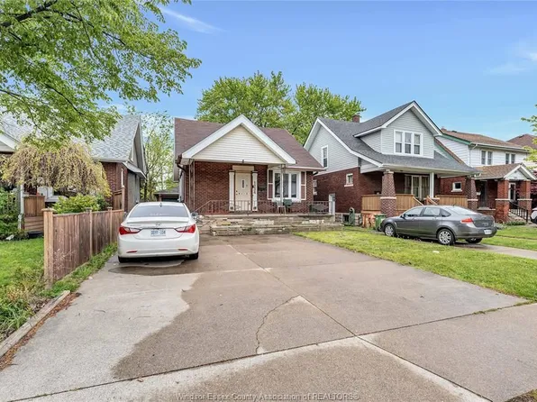 1236 Marentette Ave, Windsor, ON N8X 4C6