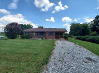 5664 River Bend Rd, Claremont, NC 28610