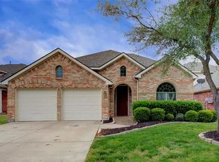 2517 Marina Dr, Grand Prairie, TX 75054