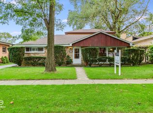 5517 Washington St, Morton Grove, IL 60053