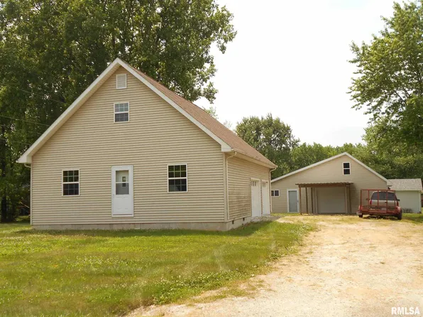 311 N Elizabeth St, Colchester, IL 62326