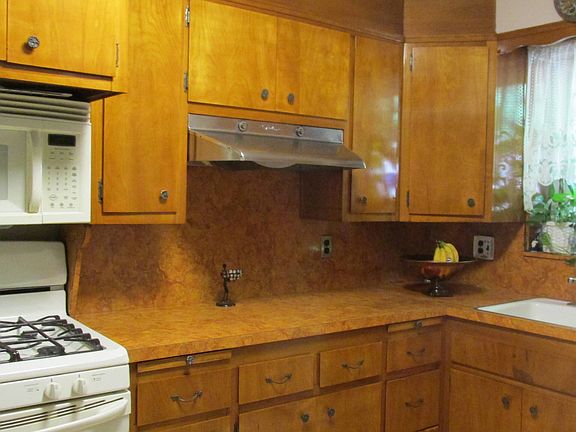 4th image of 1322 E 51st St