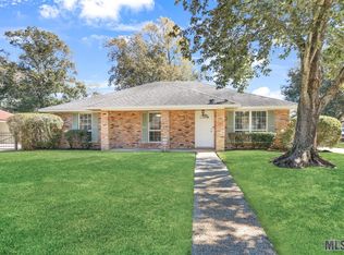 7427 Director Dr, Baton Rouge, LA 70817