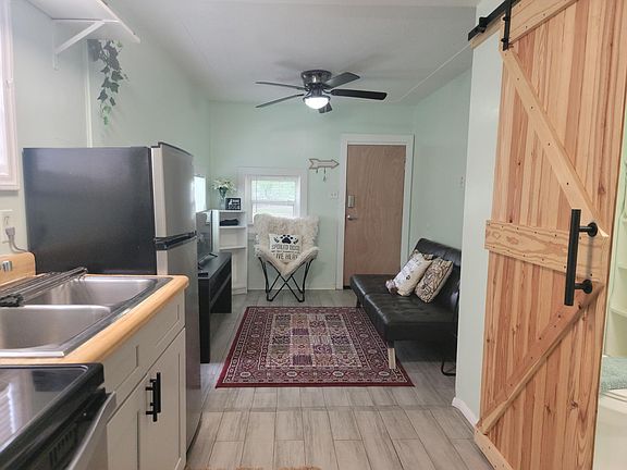 2nd image of 4346 37th St N
