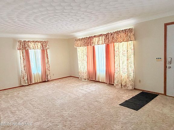 4th image of 203 W Rice St