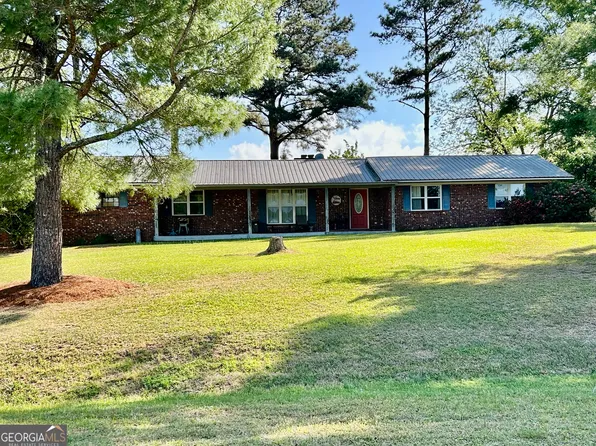 901 McBride Cir, Sylvania, GA 30467