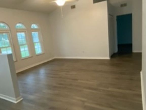 2nd image of 3662 Heron Dr