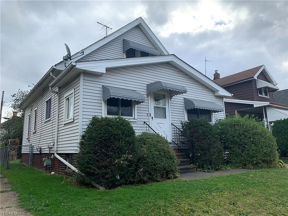1st image of 3937 E 41st St