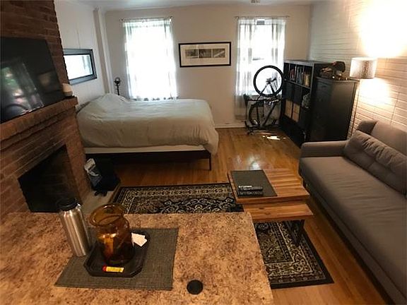 4th image of 243 E 33rd St APT 2B