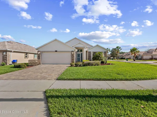 1611 Lago Mar Dr, Melbourne, FL 32940