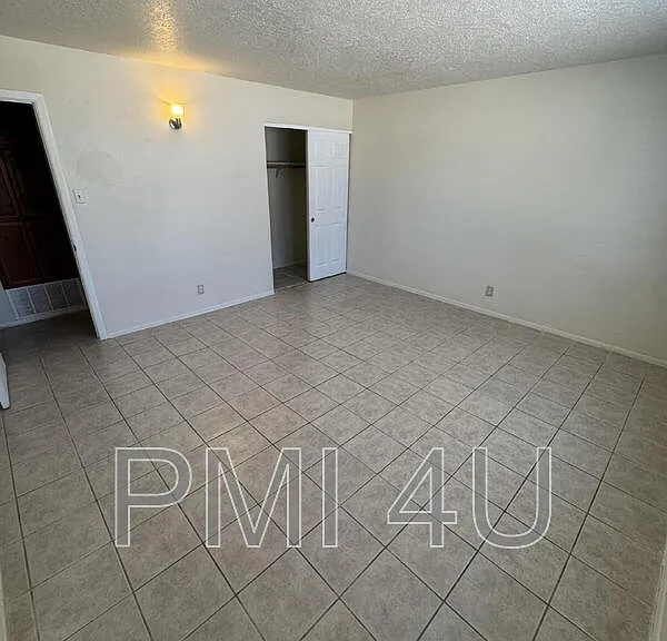 9605 Benavides Rd SW — Photo 18