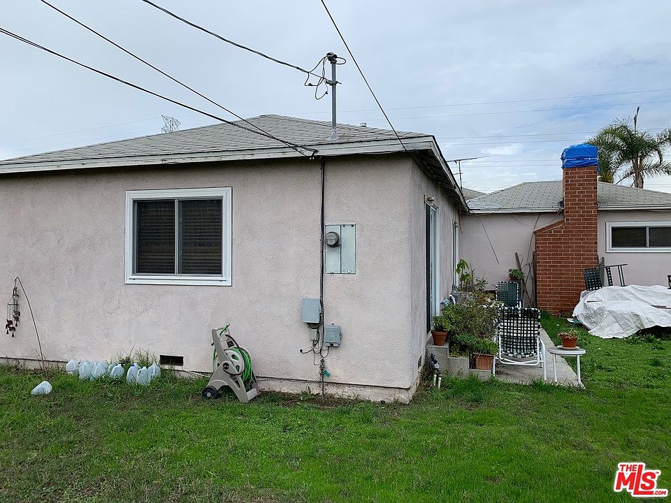 2nd image of 14410 S Denver Ave