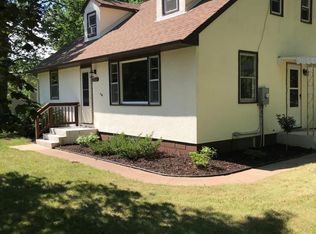 511 N 4th St, New Richmond, WI 54017