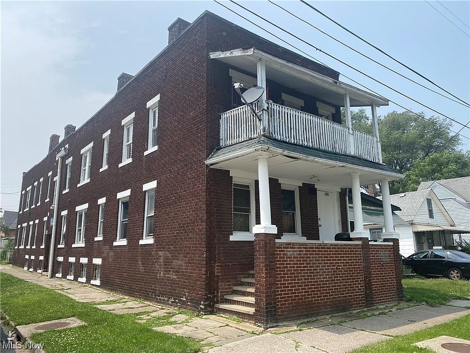 1st image of 3124 W 71st St