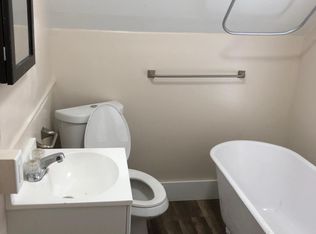 182 Grant St APT 4, Portland, ME 04101
