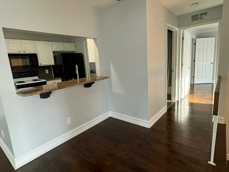 42891 Richmond Dr — Photo 16