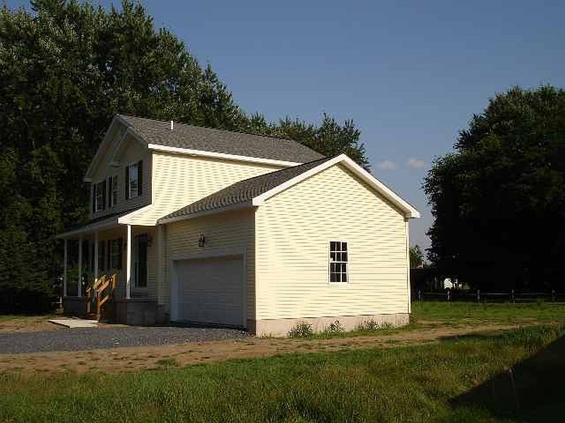 2nd image of 6 DENIS Avenue
