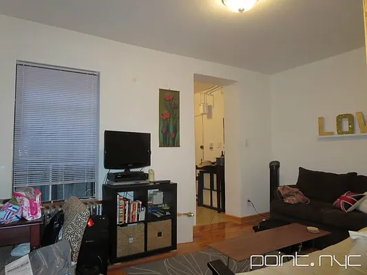 Rented by Point NYC | media 39