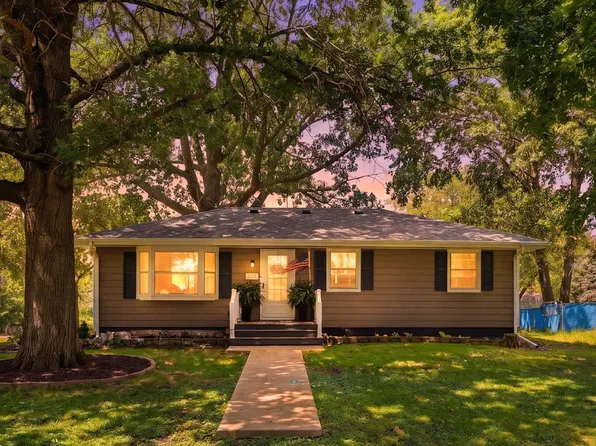 519 S 2nd Ave, Danville, IA 52623