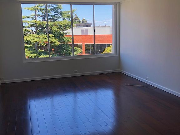 4th image of 152 Lombard St APT 506
