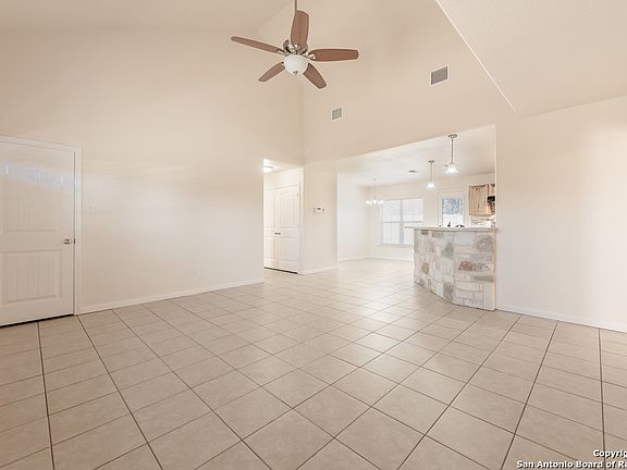 2nd image of 320 POOLSIDE DR